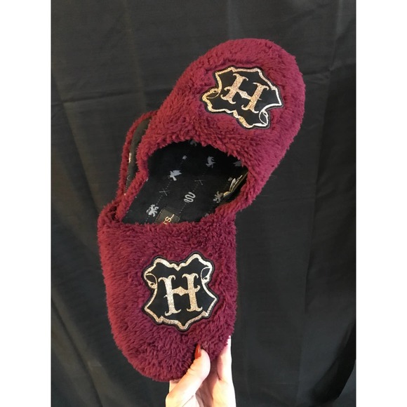 Warner Bros. Shoes - Harry Potter Hogwarts Slippers - NEW